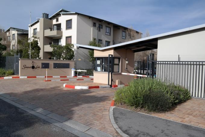 2 Bedroom Property for Sale in Somerset West Mall Triangle Western Cape